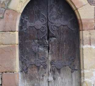 Eingang zum Kirchturm