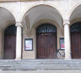 Wejście do Auli Uniwersyteckiej
