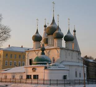 Церковь Спаса на городу