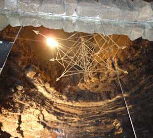 Skulptur im Konzertsaal