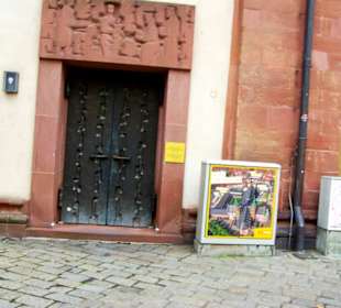 Alte Eingänge besonders die Türen