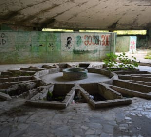 Ruine Badhaus des Sanatoriums