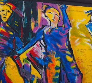 East side galleryEast side gallery