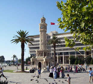 Saat Kulesi in Izmir