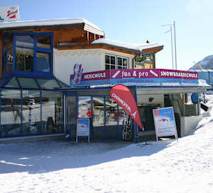 Shop mit Skiverleih und Depot beim Star Jet 