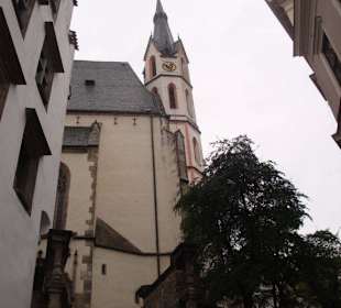 St. Veitskirche von außen