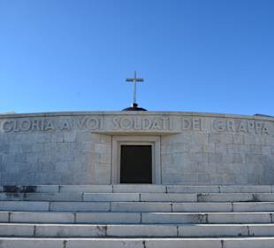 Monument Monte Grappa