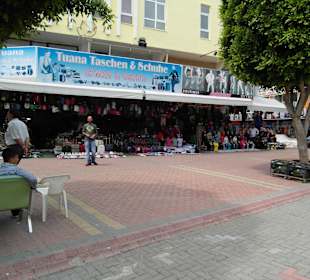 Shoppingmeile in Avsallar