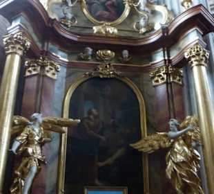 In der St. Anna Kirche bei der Besichtigung