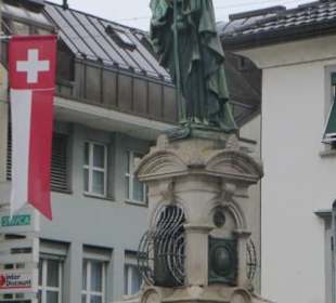 Altstadt von Rorschach: der Jakobusbrunnen