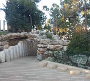 Eingang zur Kindergedenkstätte Yad Vashem