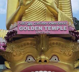 Karandeniya Tempel / Liegender Buddha