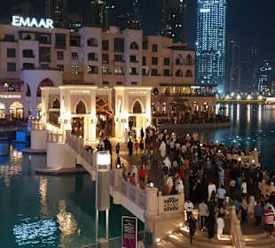 Dubai Mall bei Nacht 