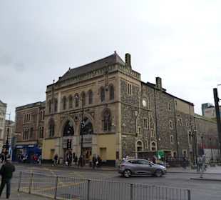 Pub widoczny z zewnątrz