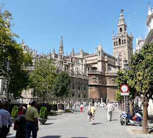 Sevilla - Kathedrale und Giralda