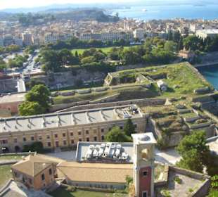 Blick von Festungsberg ueber die Hauptstadt