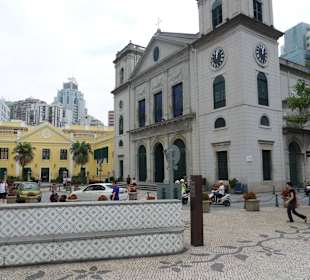 Senado Square