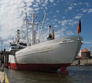 Hamburger Hafen und Fähren!