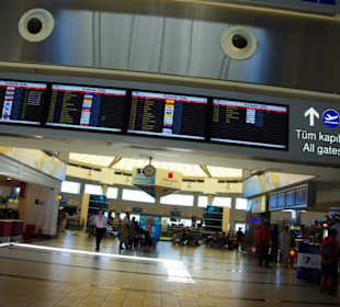 Flughafen Antalya Terminal 1 & 2