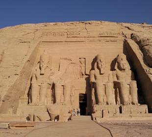 Abu SimbelAbu Simbel