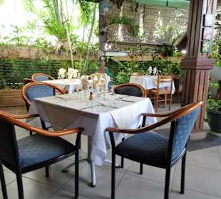 Blick auf die Veranda des Restaurant TiCoq