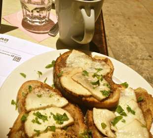 Maltesische Bruscetta im L`Accademia Cafe