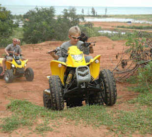 Ein Riesenspaß mit ATVs durch den Dschungel