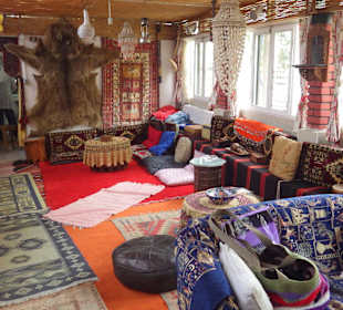 Im Laden an der Hauptstraße auf ein Tee