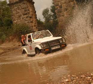 Jeep Safari
