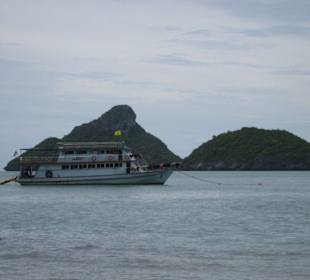 Das Schiff nach Ang Thong