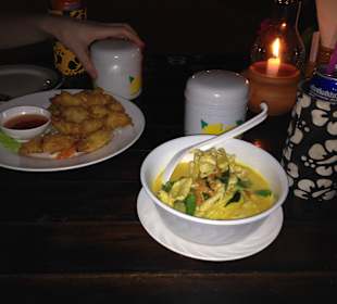 Grünes Curry, Reis, Knuspriges Hähnchen