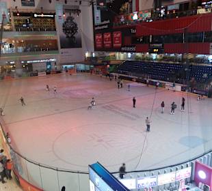 Eisbahn in der Dubai Mall