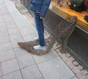 Übergroßer Schuh