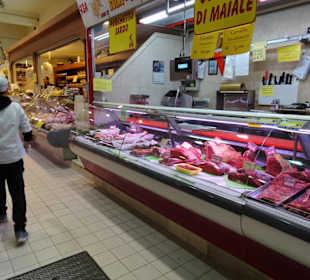 Rundgang durch den Mercato Civico di San Benedetto