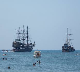 Piratenboote in Side