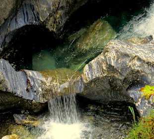 Kleiner Wasserfall