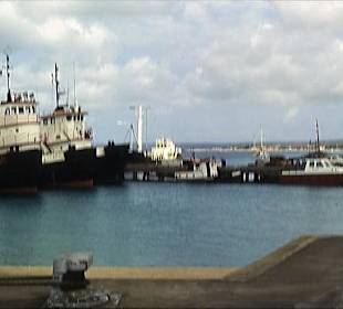 Die Schlepper im Hafen