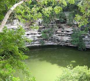 Cenote von Chichen - Itza