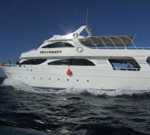 Undersea adventures Safari boat Sea Cruiser