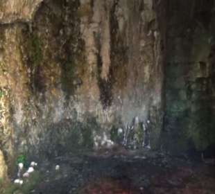 Aussenbereich - Liebeshöhle