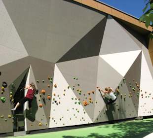 Auch seitliches Klettern ist gar nicht so leicht