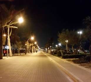 Menschenleere Straßen im März 17