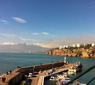 Antalya im Januar - Schnee auf den Bergen