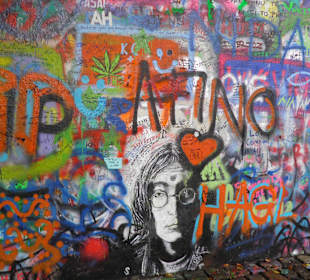 Стена Джона Леннона