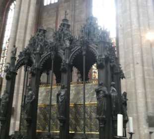 Das Sebaldusgrab in der Sebalduskirche in Nürnberg