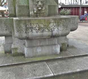 Denkmal Mutter Kinzig