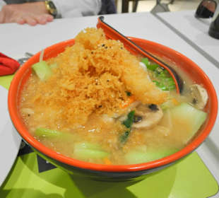 Japanischer Suppentopf