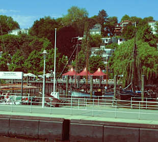 Hamburger Hafen und Fähren!