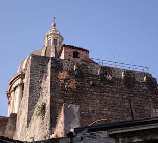 Die Reste der normannischen Ostseite