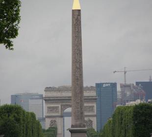 Obeliks na Placu Zgody